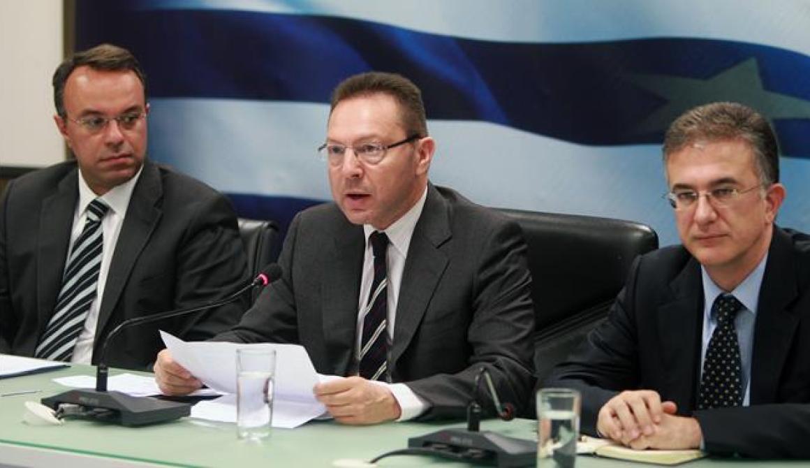 «Όχι στα οριζόντια μέτρα» επιμένει η ηγεσία του υπουργείου Οικονομικών μετά τη σύσκεψη στο Μαξίμου