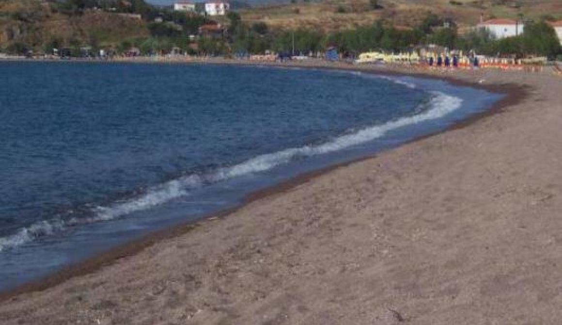 Καθάρισαν την παραλία στην Άναξο