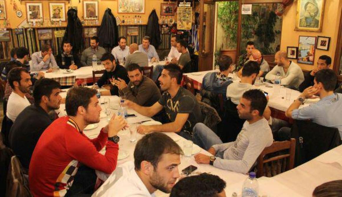 ΑΕΛ Καλλονής: Οικογενειακό δείπνο παρουσία του Ν. Μιχαλάκη και επίσκεψη στο 3ο Γυμνάσιο 