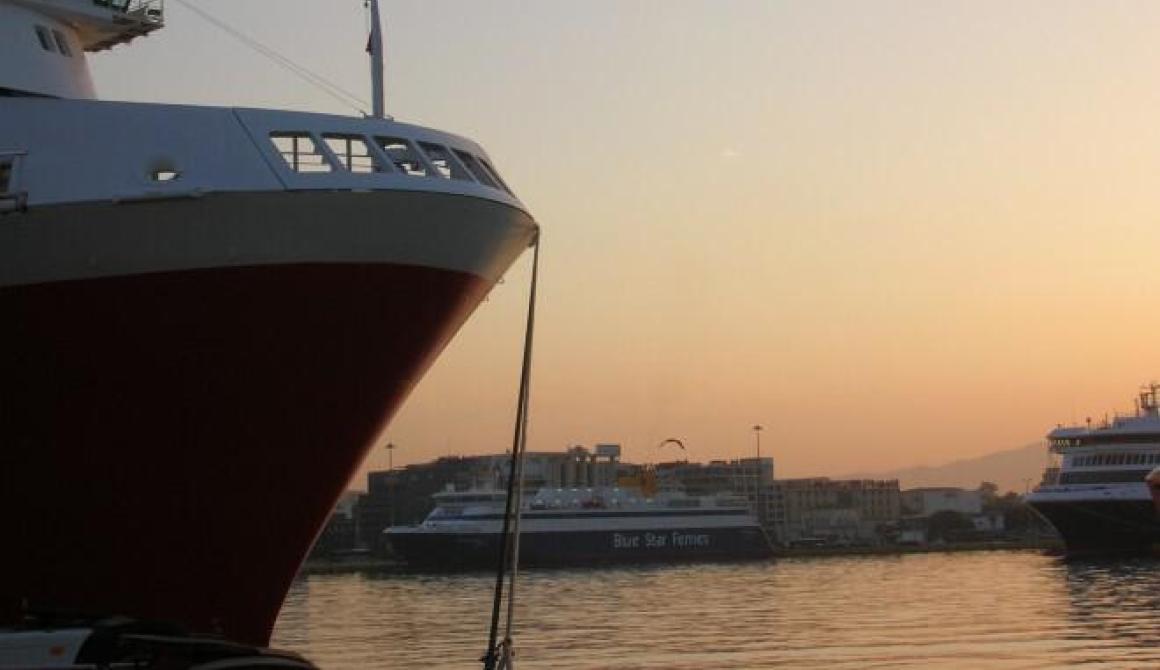 Μετατρέπουν το Αιγαίο σε άγονη γραμμή