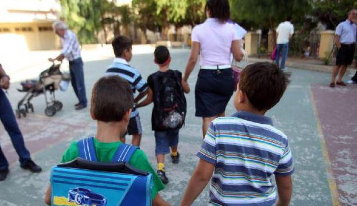 Να αναλάβει ο Δήμος Λέσβου τη σίτιση των μαθητών - Παρέμβαση Προοδευτικών Γυναικών Λέσβου