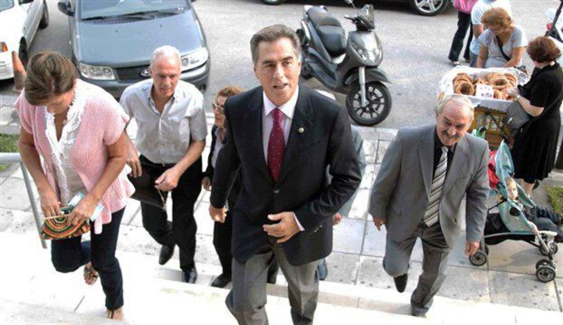 Ισόβια για υπεξαίρεση στον Β. Παπαγεωργόπουλο