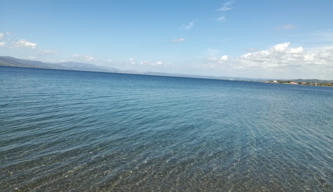 Να γεμίσουν τα μάτια θάλασσα και αυτό το καλοκαίρι... / Νυφίδα Πολιχνίτου
