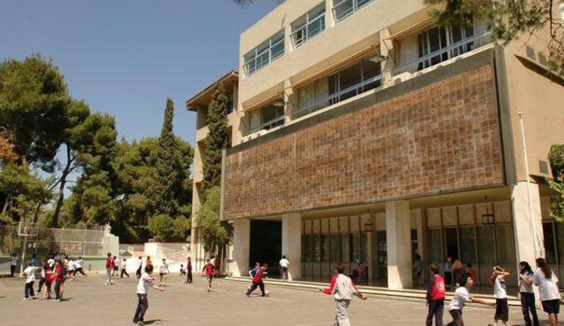 Δωρεάν γεύματα για 250.000 μαθητές ανακοίνωσε ο υπουργός Παιδείας