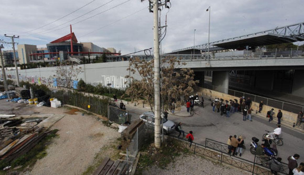Τυφλό βομβιστικό χτύπημα στο The Mall - Δύο τραυματίες  - Χύτρα ταχύτητας και ζελατοδυναμίτιδα 