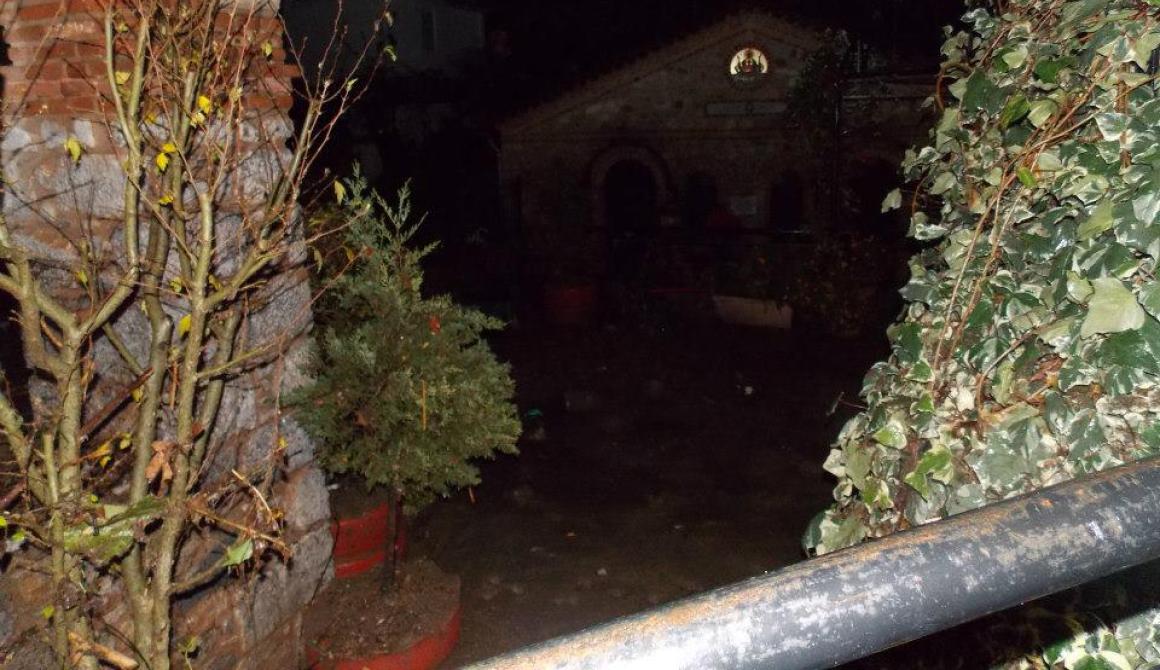 Φωτογραφίες καταστροφής από την  Αγιάσο