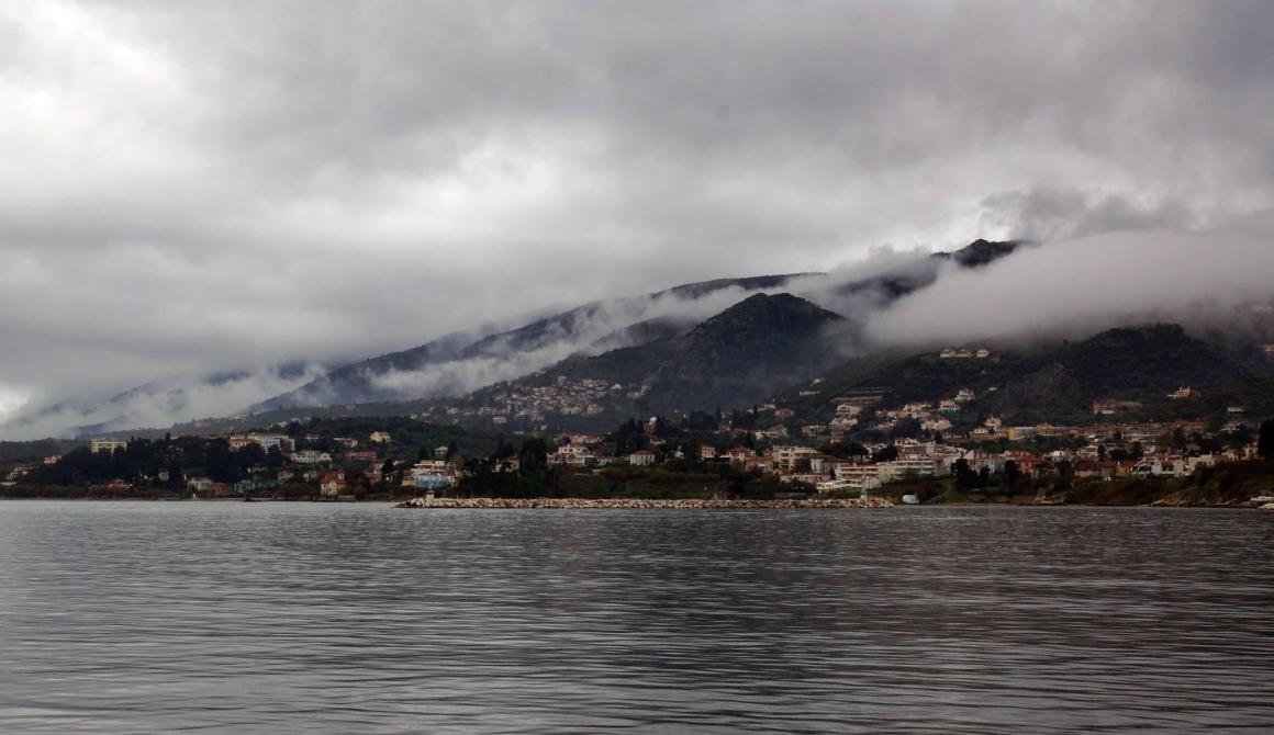 Μια βόλτα στη βροχερή Μυτιλήνη της 29ης Μάρτιου 2015