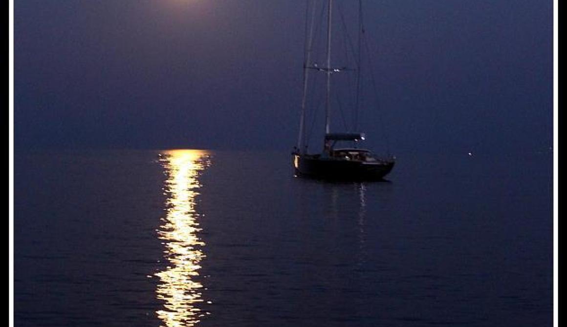 Πανσέληνος στη Μυτιλήνη ή όταν ο Μιχάλης έχει κέφια