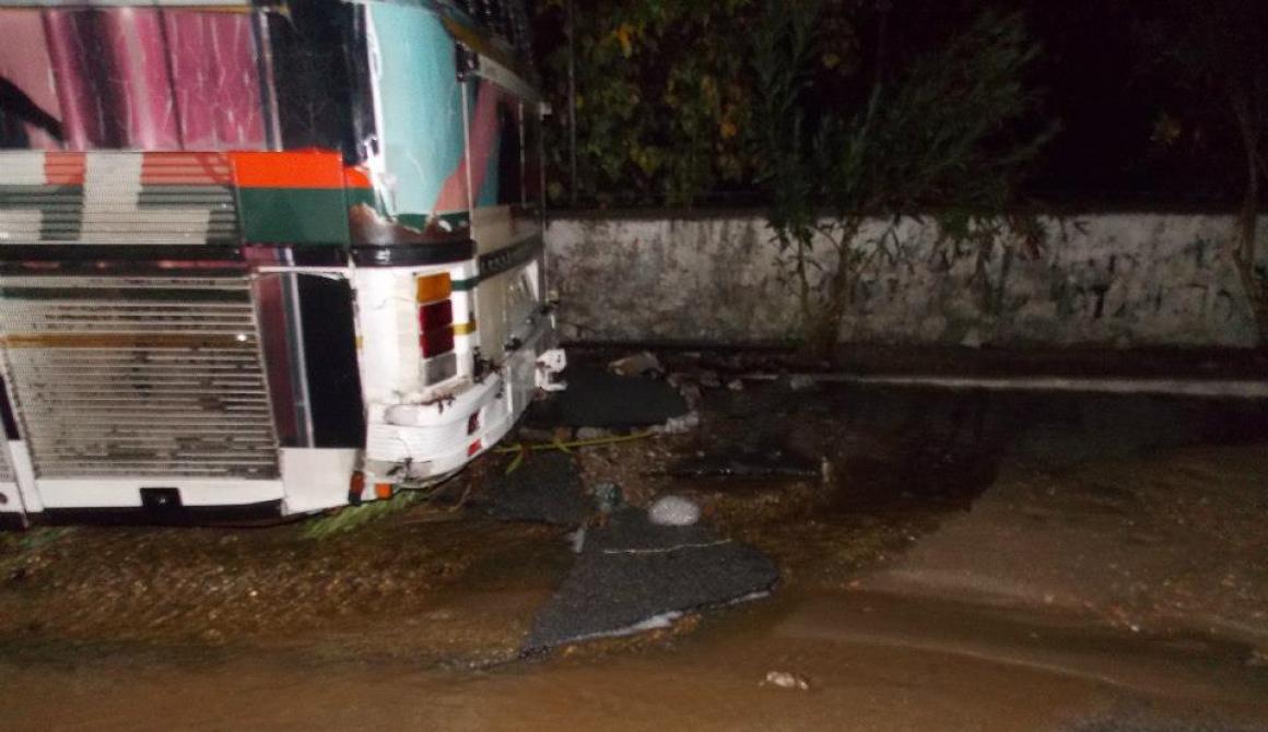 Φωτογραφίες καταστροφής από την  Αγιάσο