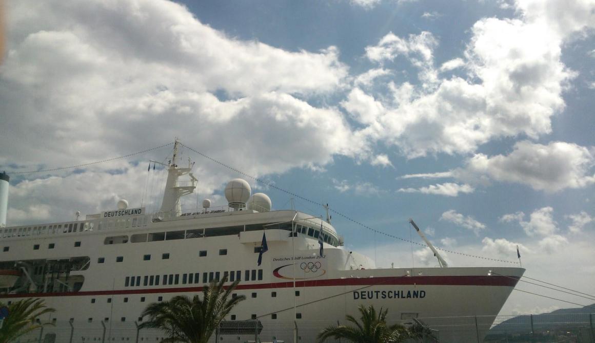 Ήρθε στη Μυτιλήνη το πρώτο κρουαζιερόπλοιο - Υποδοχή από το Δήμαρχο