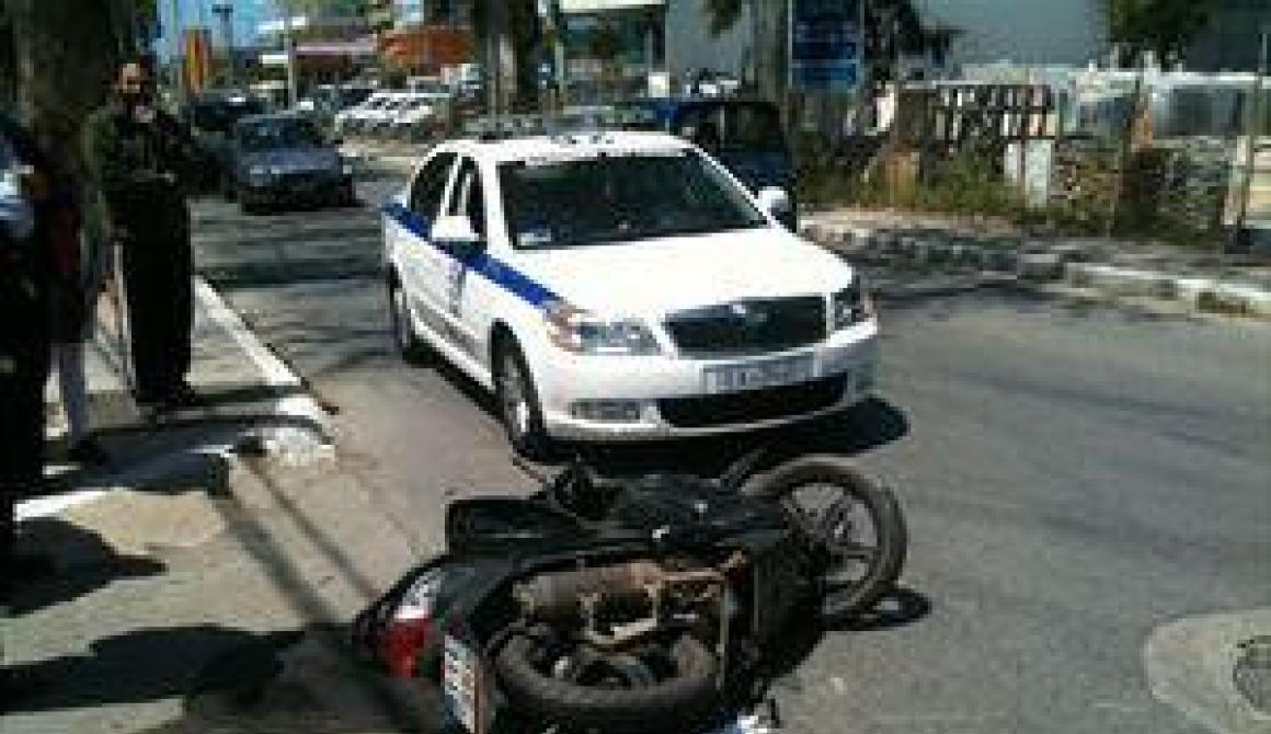 Άλλο ένα τροχαίο με μηχανάκι στο κέντρο της Μυτιλήνης