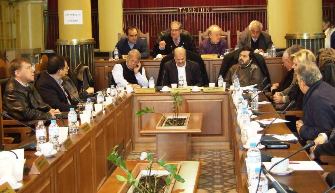 H Περιφέρεια υπέρ του Πανεπιστημίου...  των 13.000 φοιτητών, των 18 τμημάτων, των 28 μεταπτυχιακών προγραμμάτων