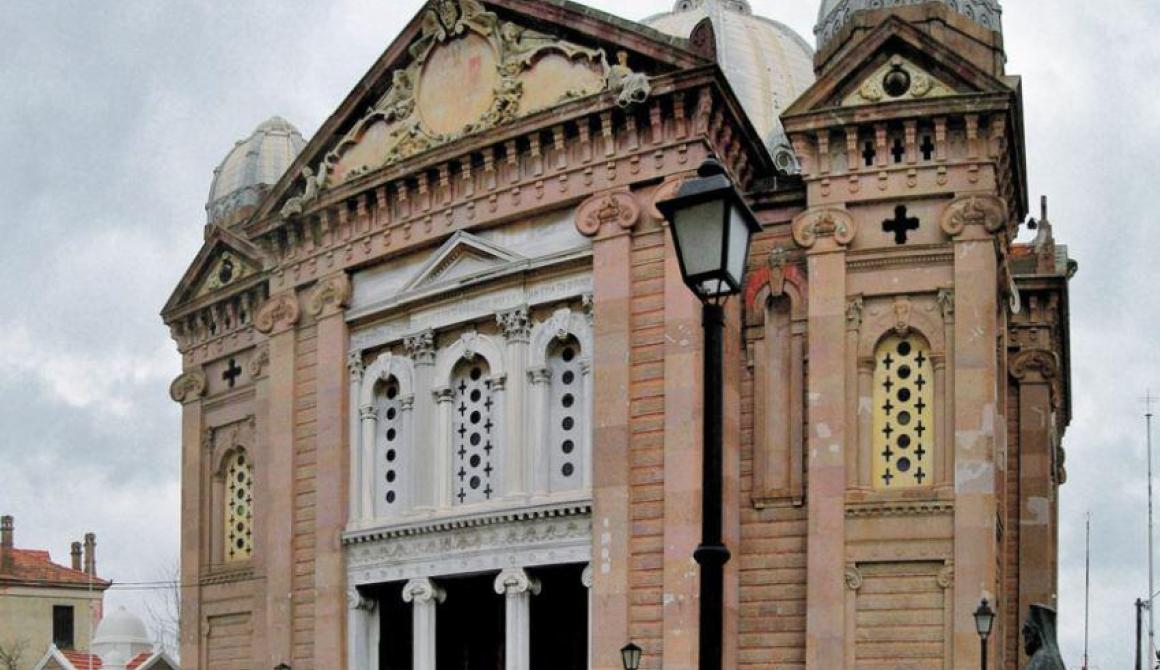 H καταιγίδα χτύπησε και τον Άγιο Θεράποντα , το σύμβολο της πόλης μας 
