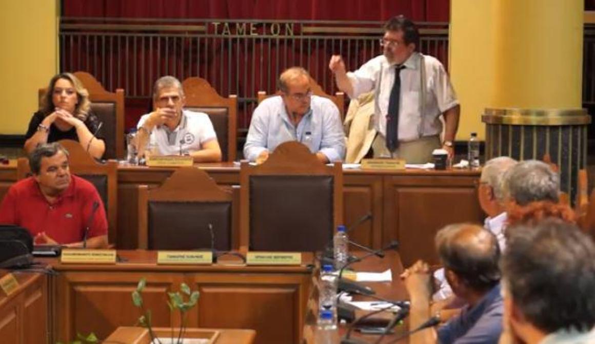Βίντεο: 26 «Ναι»  από το Δημοτικό Συμβούλιο στην προγραμματική σύμβαση με την Περιφέρεια για το γήπεδο
