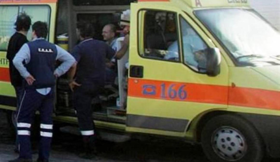 ΕΚΑΒ Μυτιλήνης σώζει από θάνατο 70χρονο Αμερικανό τουρίστα