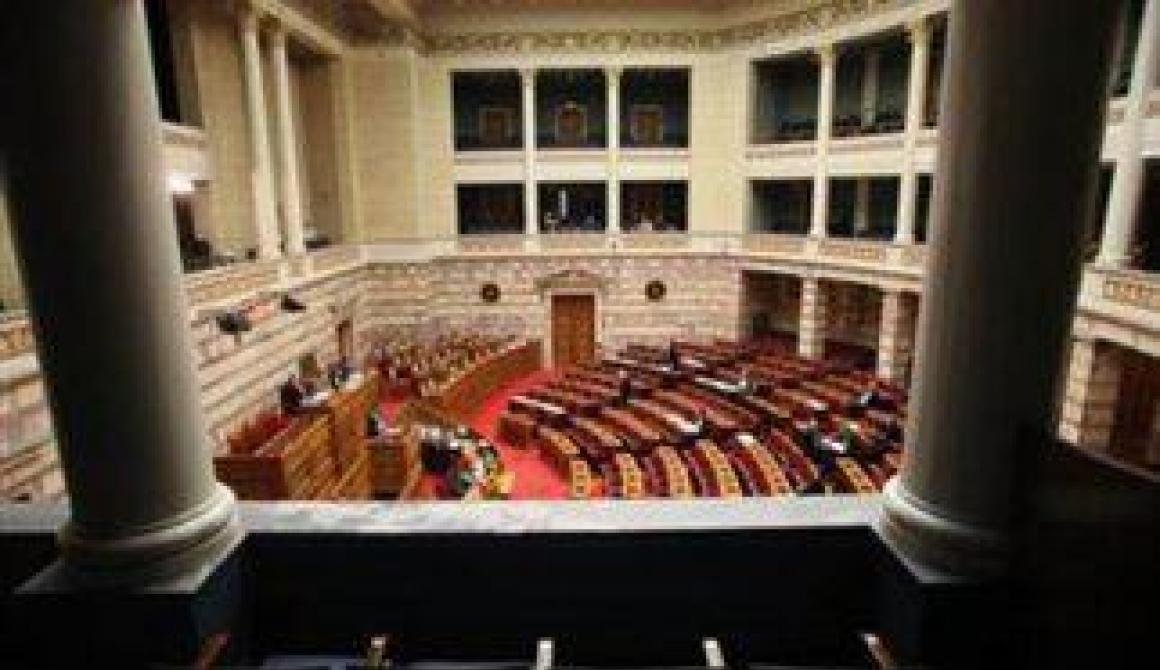 Τέσσερις  κάλπες  - Δεκτή η πρόταση Βενιζέλου