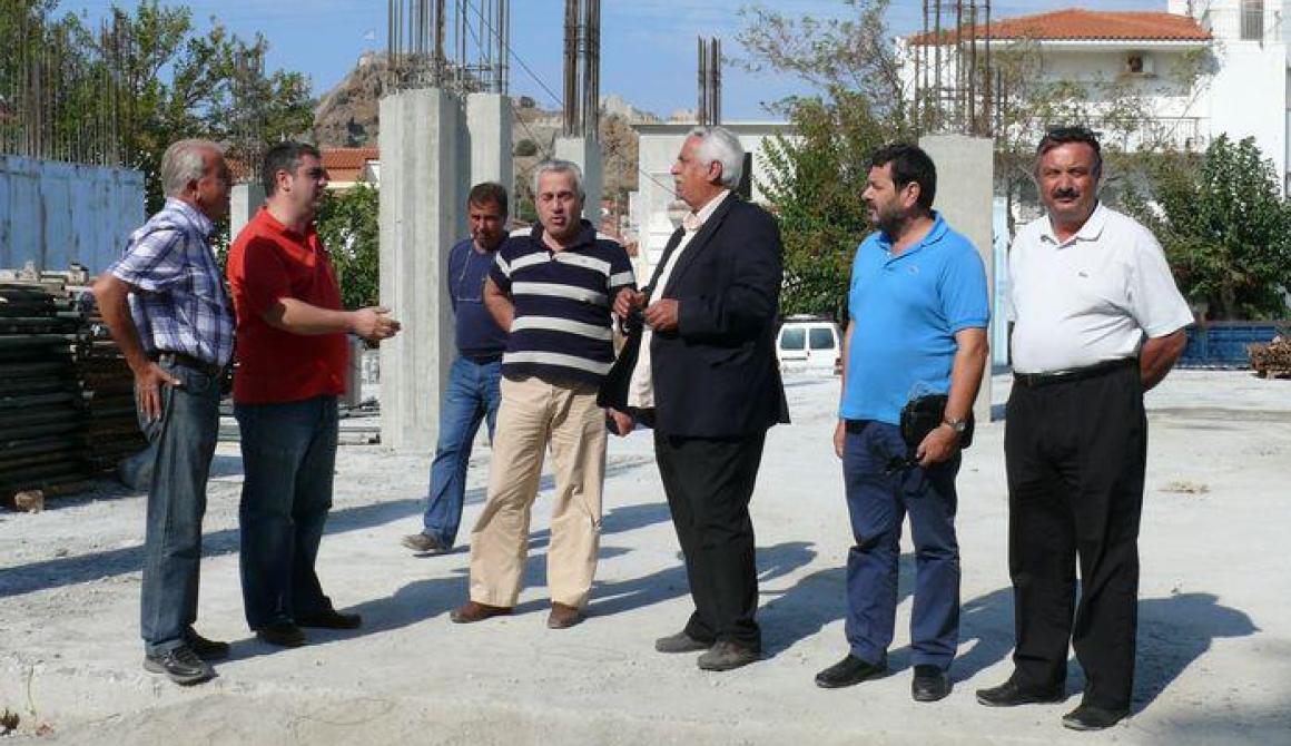 Επίσκεψη Περιφερειάρχη στο 2ο Δημοτικό Μύρινας