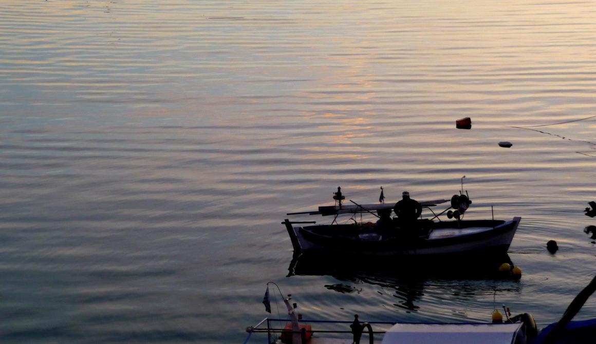 Πρωινό ξημέρωμα στη Μυτιλήνη -  φωτογραφίες Φίλιππος Πετρίδης