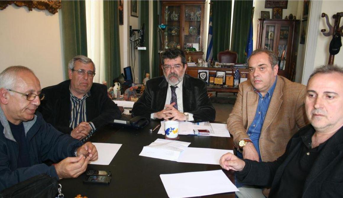 Σύσκεψη για τους αθλητικους χώρους