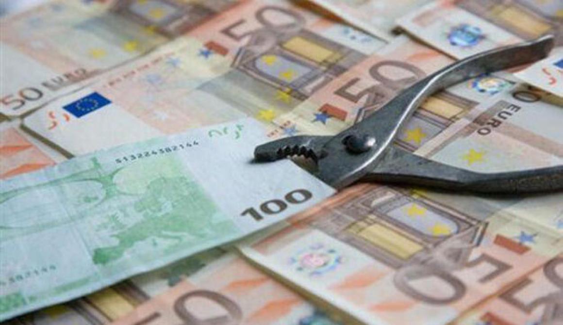 Μυτιλήνη: Παίρνουν το σπίτι άνεργου πατέρα για χρέος 934 ευρώ!