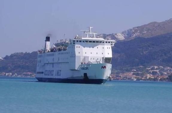Σύσκεψη Περιφέρειας Βορείου Αιγαίου για το ακτοπλοϊκό