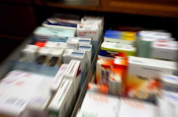 Δεν θα εκτελούν συνταγές του ΕΟΠΥΥ
