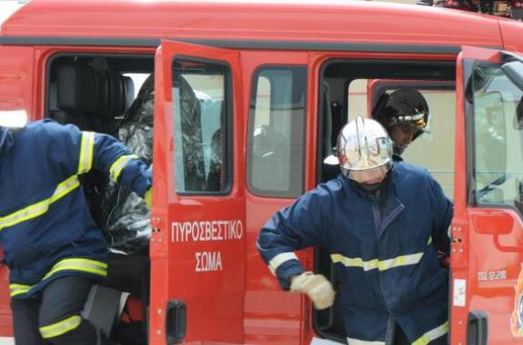 2 πυρκαγιές σε οικίες και 2 σε αγροτικές εκτάσεις - Σοβαρά εγκαύματα σε ηλικιωμένα