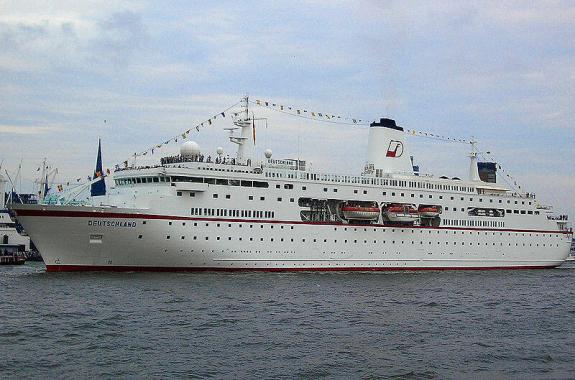 28 Μαρτίου  πρώτο κρουαζιερόπλοιο - 19 Απρίλιου το πρώτο τσάρτερ