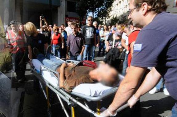 Νεκρός 67χρονος διαδηλωτής στο Σύνταγμα