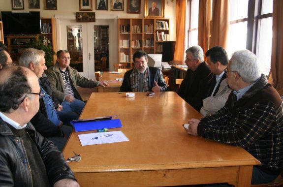 Σύσκεψη στην Αγιάσο για τις ζημιές - Υποσχέσεις για αμέση αποκατάσταση και αποζημιώσεις