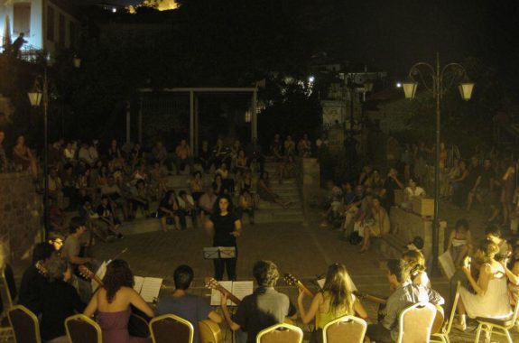 Ολοκληρώθηκε η 1η Θερινή Ακαδημία Κλασσικής Κιθάρας στο Μόλυβο
