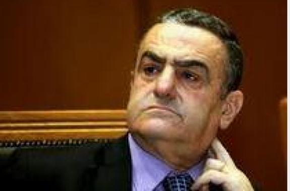 Δέσμευση Αθανασίου στους γονείς της Αγ. Παρασκευής για παιδικούς σταθμούς