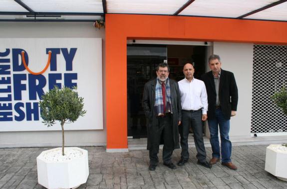 Νέα όψη στο λιμάνι Μυτιλήνης - Αίθουσα έκδοσης βίζας, ανακαίνιση Dyte Free