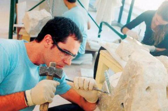 Προσλήψεις στο Υπουργείο Πολιτισμού - Όλες οι θέσεις εργασίας στη Λέσβο