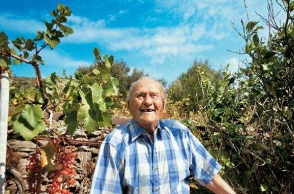 Πέθανε ο αιωνόβιος της Ικαρίας 