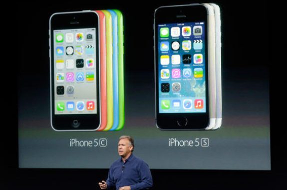 Στις 25 Οκτωβρίου στην Ελλάδα τα iPhone 5S και 5C
