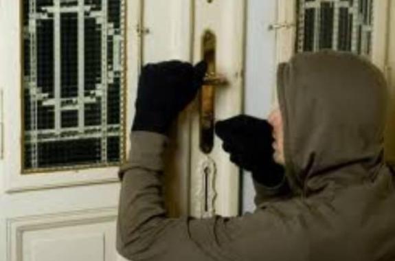 Τρίτη κλοπή μέσα σε 48 ώρες με στόχο κοσμήματα σε οικίες