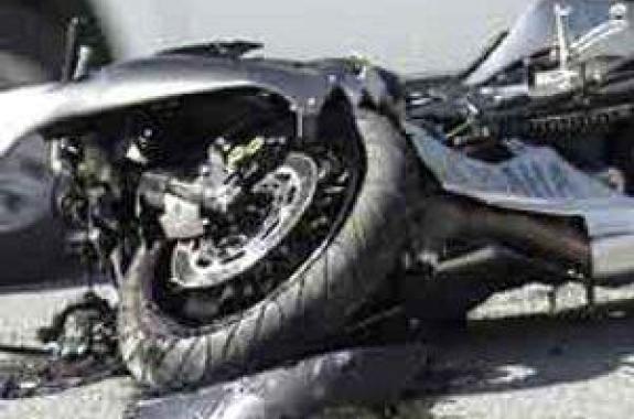 Τροχαίο ατύχημα στο Πλωμάρι - Τραυματισμός 27χρονου