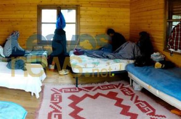 Έδωσαν υποσχέσεις οι τοπικές αρχές και... άφησαν τους πρόσφυγες χωρίς καμία βοήθεια!