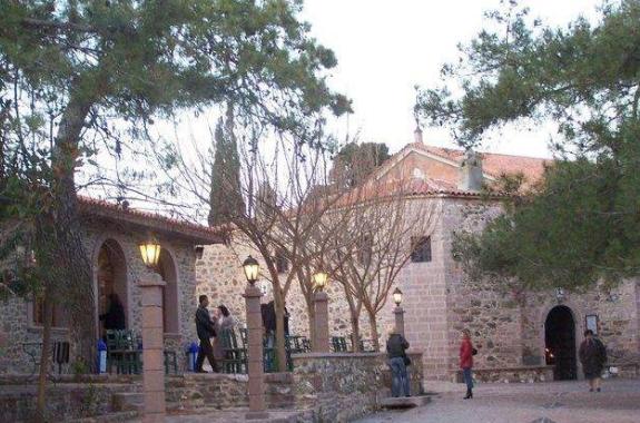 Νέα διάρρηξη στο Μαντάμάδο - Στόχος η οικία του π. Στρατή