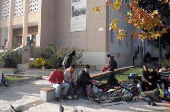 Κάλεσμα ΕΛΜΕ Λέσβου για την υποστήριξη των μεταναστών