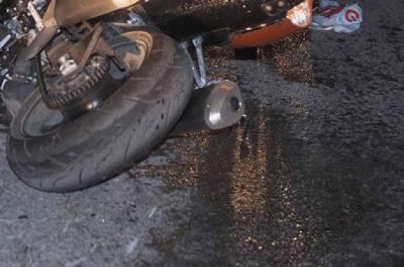 Σύγκρουση μοτοσυκλέτας με άλογο στη Λέσβο!!!
