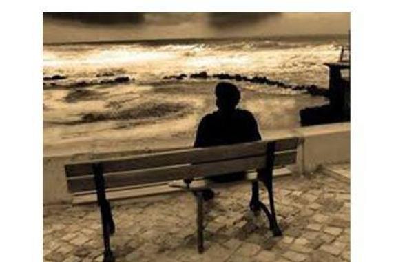 Νιώθω μόνος/η - Γράφει η Ειρήνη Χατζηαναγνώστου