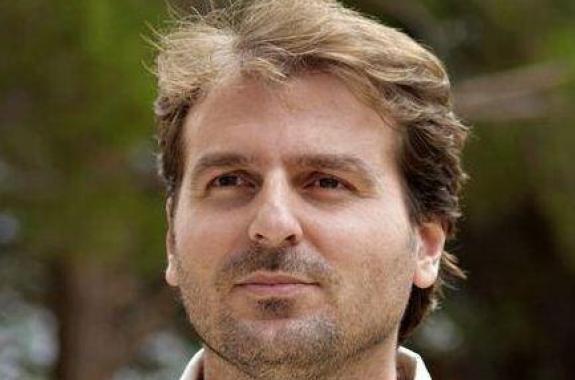Για τους νεκρούς του Πολυτεχνείου.... Μια απάντηση από το Μιχάλη Μπάκα