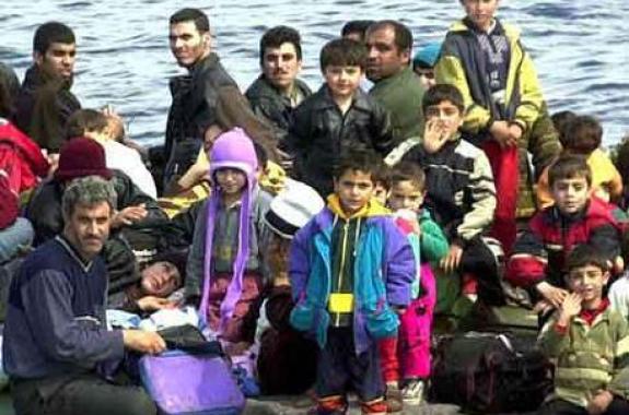 Συνέχεια αφίξεων ... 12 ανήλικοι, 12 ενηλίκοι στα Πάμφιλα !