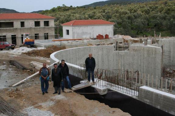 Επίσκεψη Δημάρχου στο βιολογικό καθαρισμό Πέτρας - Συνεδρίαση στην Καλλονή