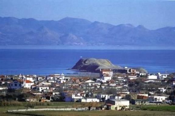  Σύλληψη 15 αλλοδαπών στη Λήμνο, για παράνομη είσοδο στη Χώρα