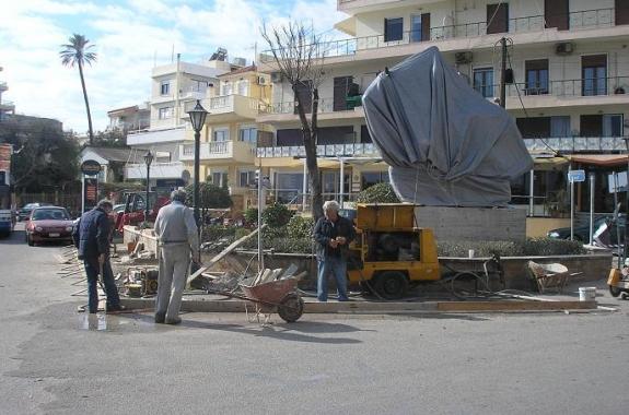 Ο Νίκος Σηφουνάκης στη Χίο για τα αποκαλυπτήρια του Έφιππου Ανδριάντα