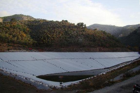 Φράγμα Σεδούντα: 15 χρόνια σκορπάμε χρήματα σε μελέτες και τσιμέντο!