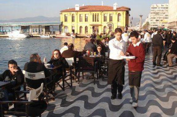 Τουρκία: Μειώθηκαν οι Έλληνες τουρίστες